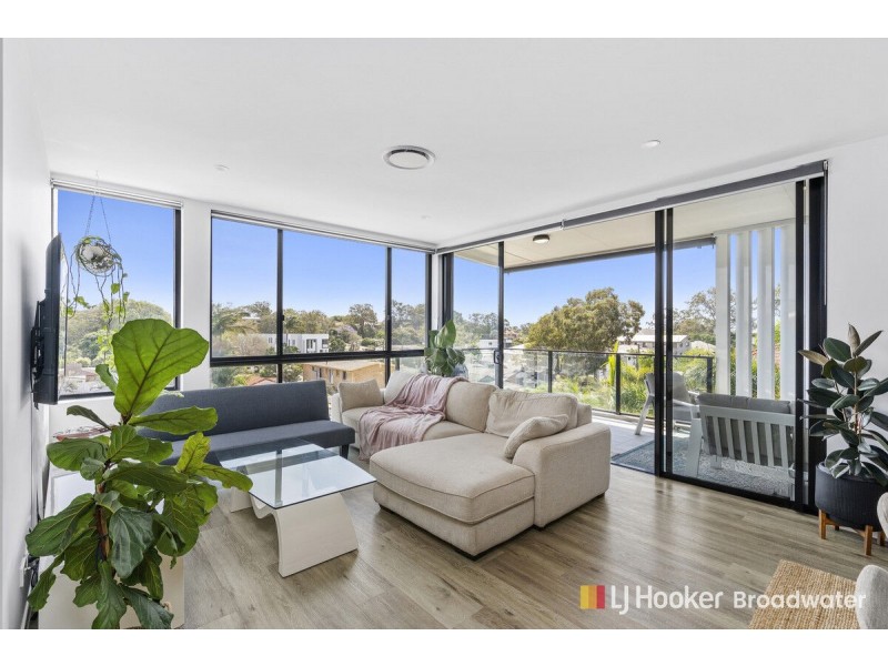 9/8 Bath Street, Labrador QLD 4215