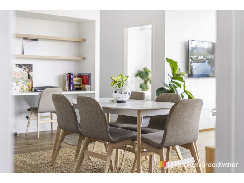 9/8 Bath Street, Labrador QLD 4215