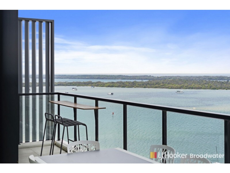 1403/372-374 Marine Parade, Labrador QLD 4215