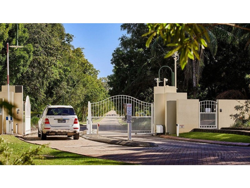 1 Masthead Way, Sanctuary Cove QLD 4212