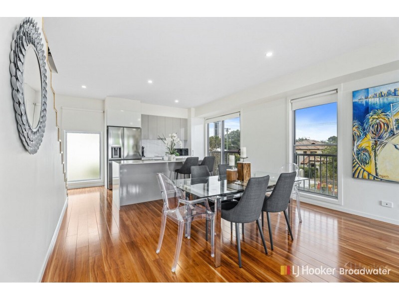 1/126 Eugaree Street, Southport QLD 4215