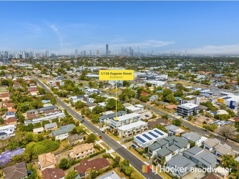1/126 Eugaree Street, Southport QLD 4215
