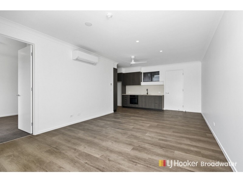 6/10 Central Street, Labrador QLD 4215