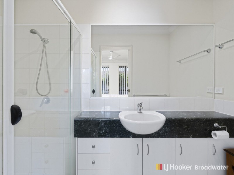 31/20 Brown Street, Labrador QLD 4215