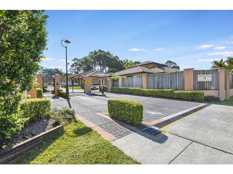 31/20 Brown Street, Labrador QLD 4215