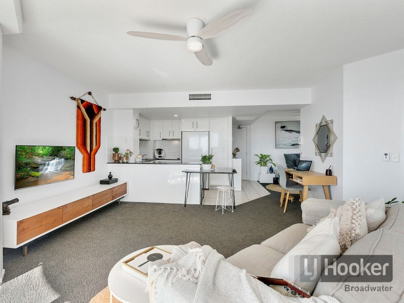 12/242-244 Marine Parade, Labrador QLD 4215