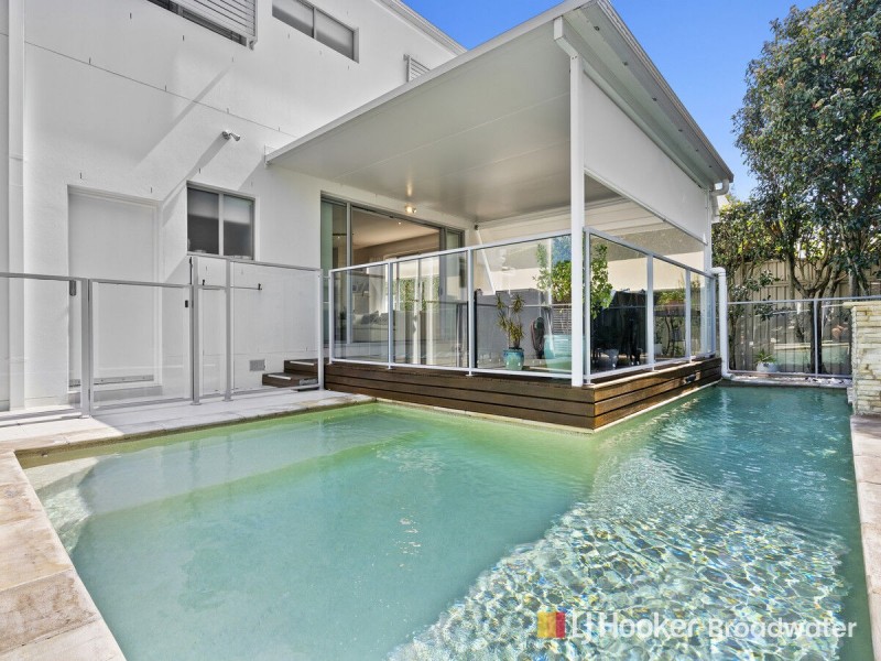 3/156 Muir Street, Labrador QLD 4215