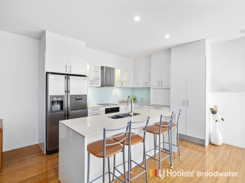 3/156 Muir Street, Labrador QLD 4215