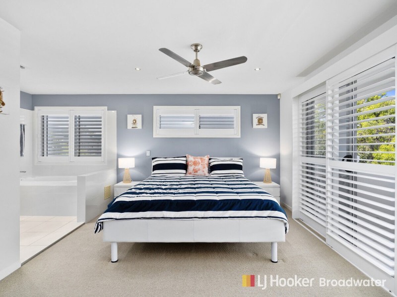 3/156 Muir Street, Labrador QLD 4215