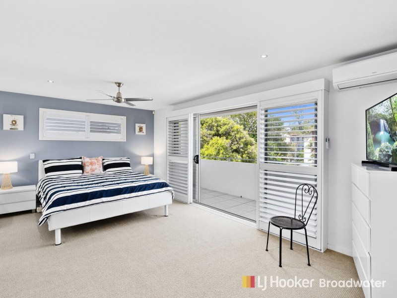 3/156 Muir Street, Labrador QLD 4215