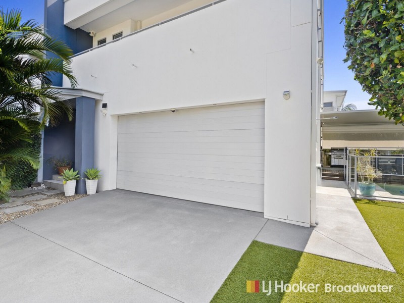 3/156 Muir Street, Labrador QLD 4215