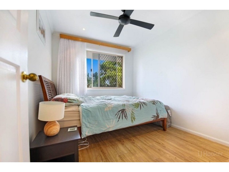 9/63 Olsen Avenue, Labrador QLD 4215