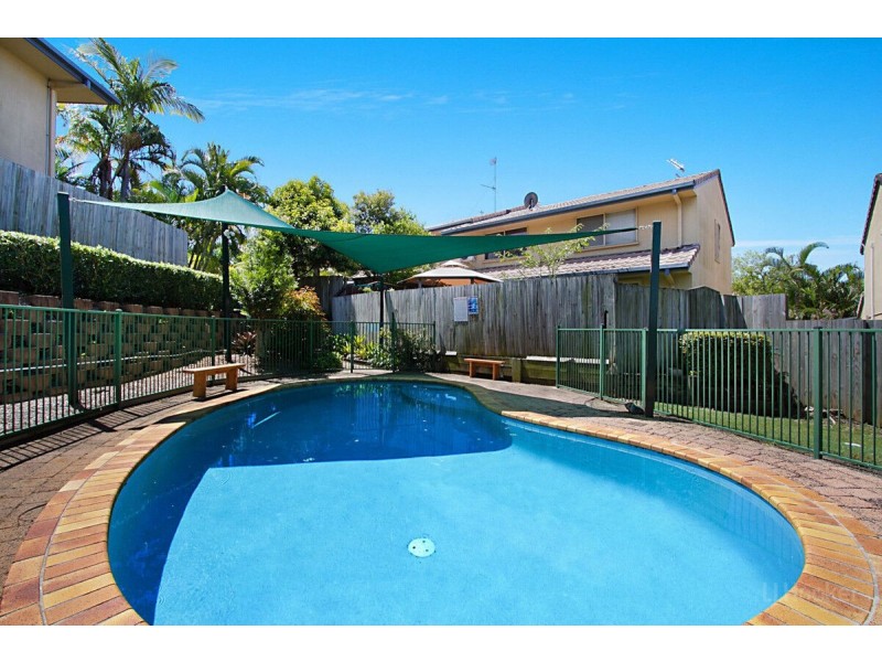 9/63 Olsen Avenue, Labrador QLD 4215