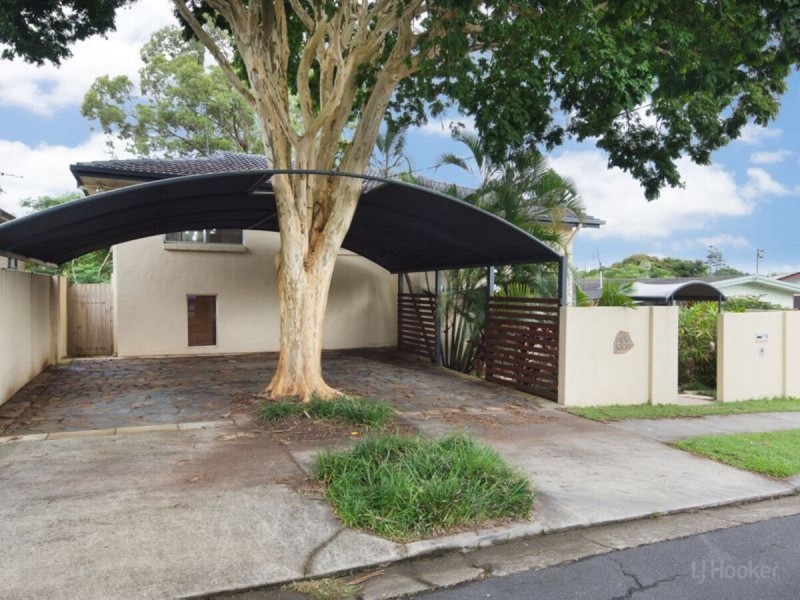 9 Joan Street, Southport QLD 4215