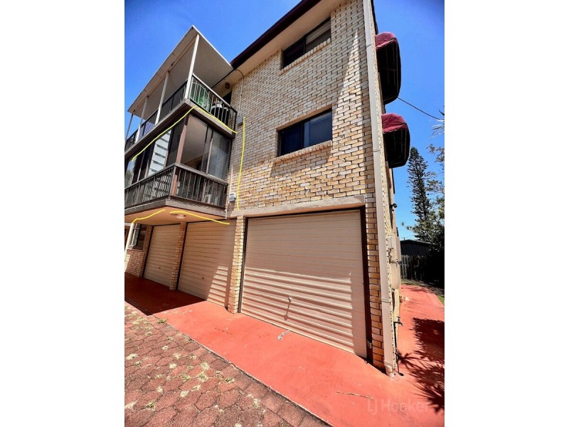 2/23 Labrador Street, Labrador QLD 4215