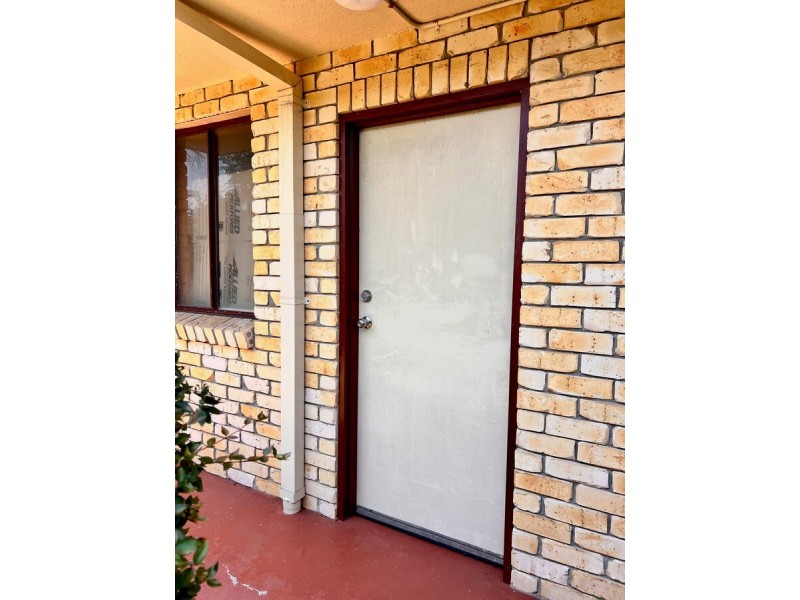 2/23 Labrador Street, Labrador QLD 4215