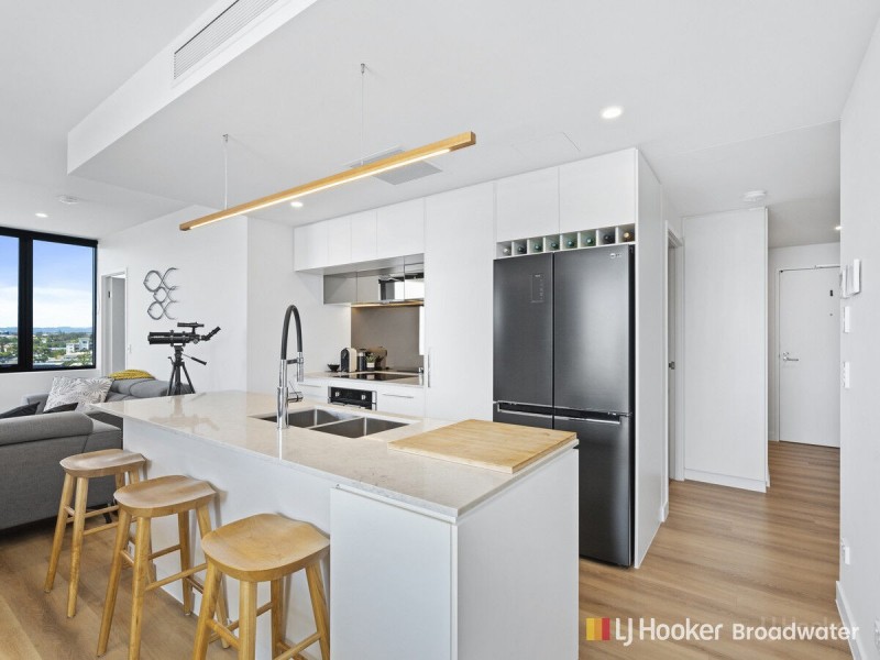 905/110 Frank Street, Labrador QLD 4215