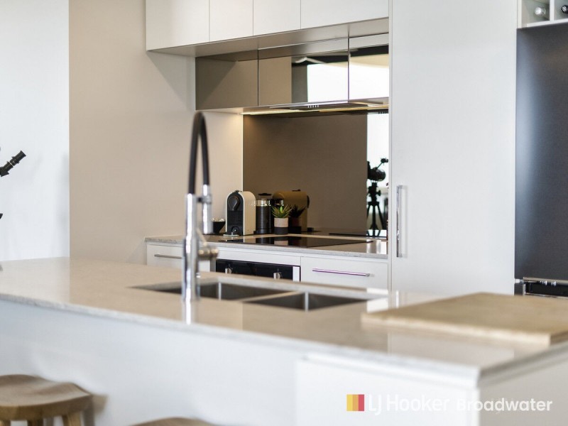 905/110 Frank Street, Labrador QLD 4215