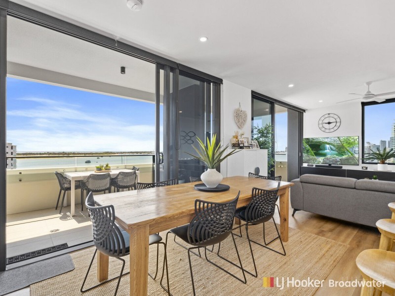 905/110 Frank Street, Labrador QLD 4215