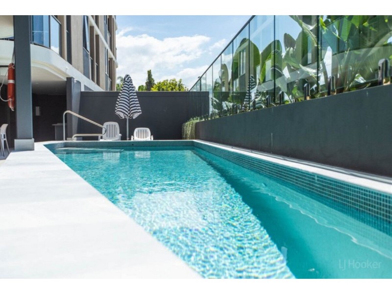 905/110 Frank Street, Labrador QLD 4215