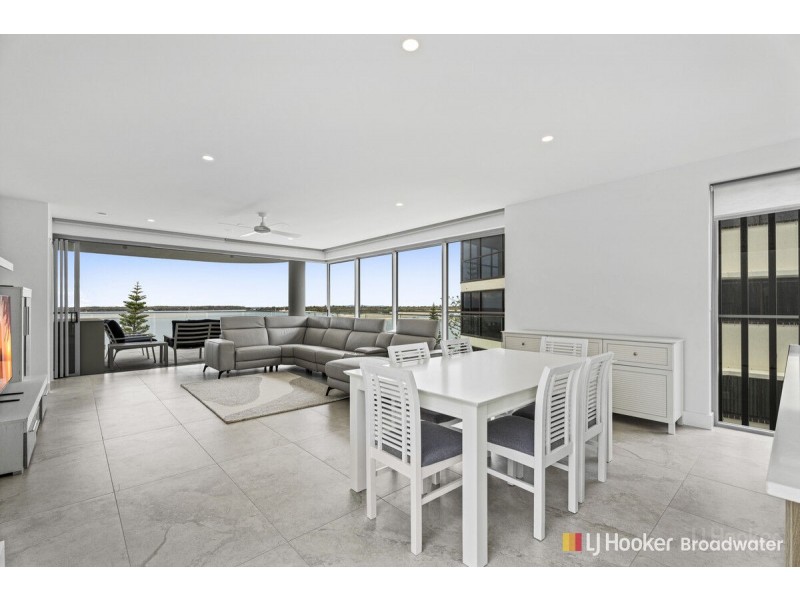 4/536 Marine Parade, Biggera Waters QLD 4216