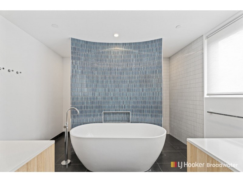 4/536 Marine Parade, Biggera Waters QLD 4216