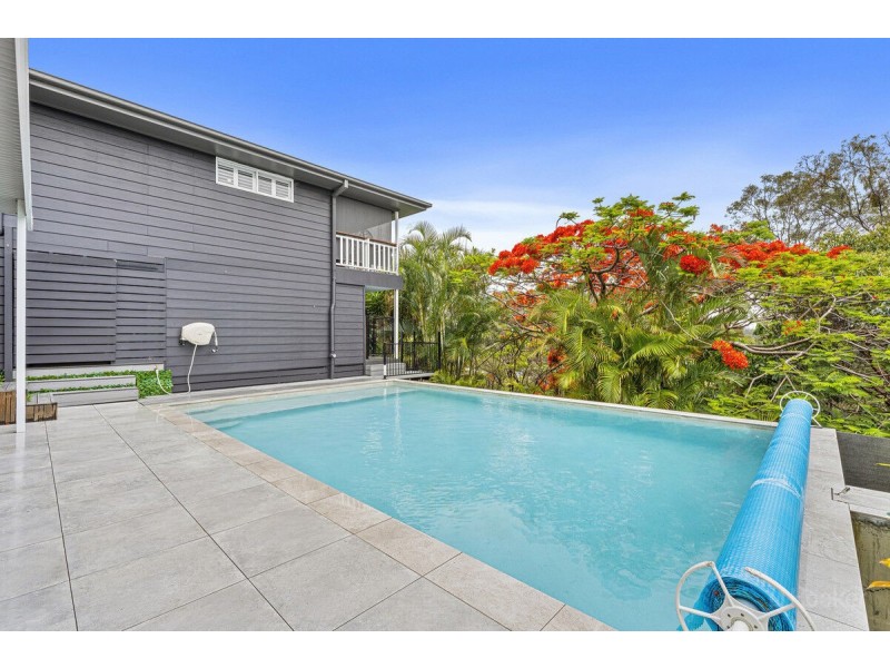 37 Crestridge Crescent, Oxenford QLD 4210