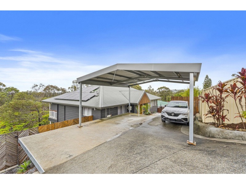 37 Crestridge Crescent, Oxenford QLD 4210