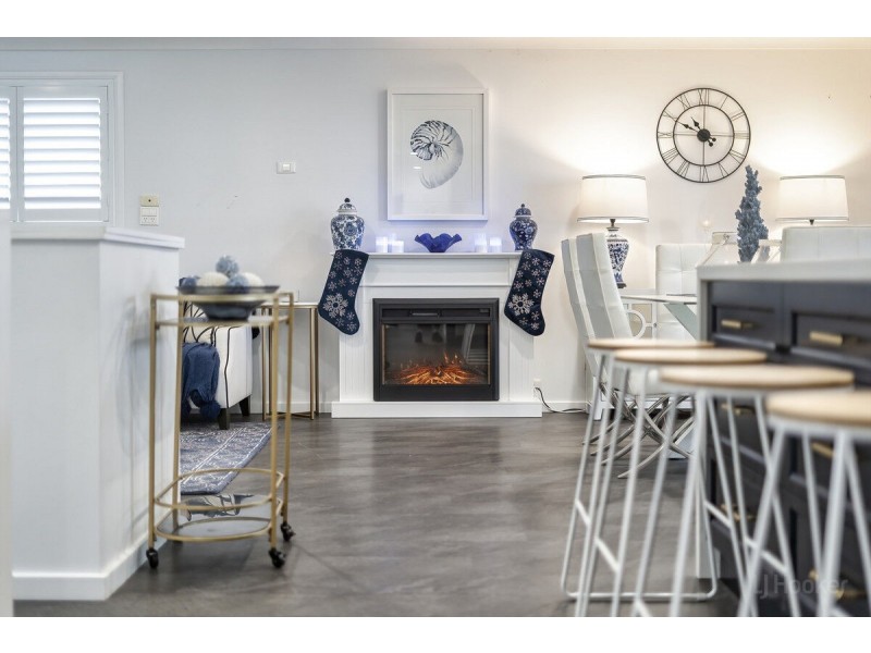 37 Crestridge Crescent, Oxenford QLD 4210