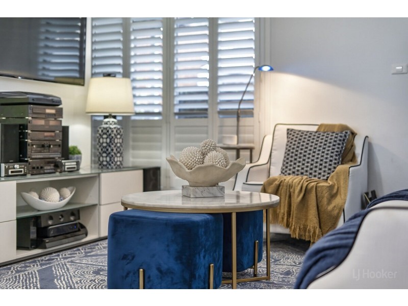 37 Crestridge Crescent, Oxenford QLD 4210