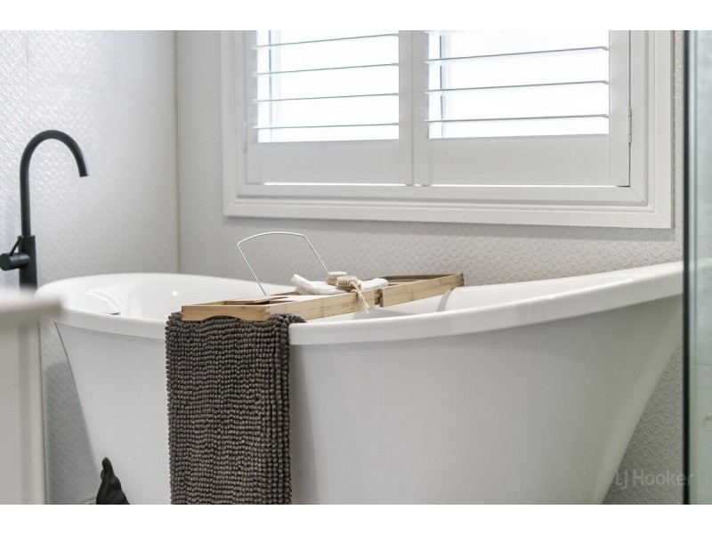 37 Crestridge Crescent, Oxenford QLD 4210