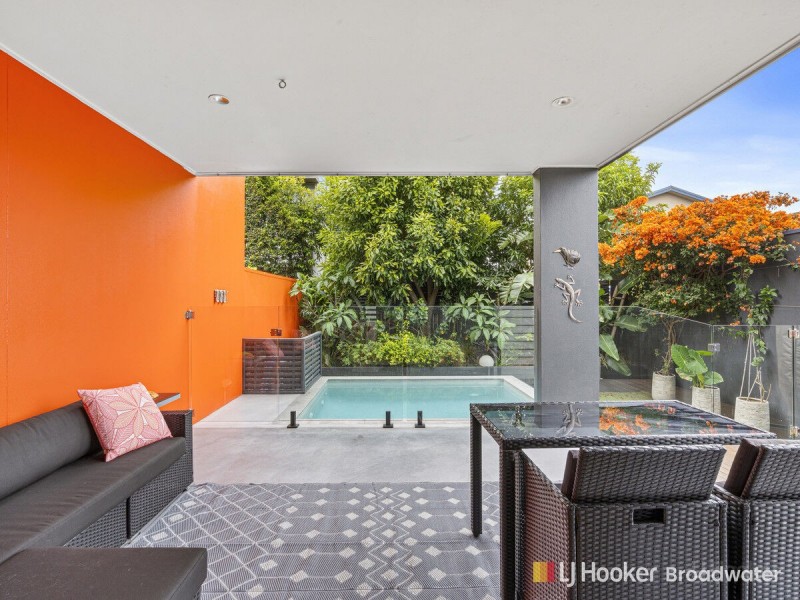 2/29 Cawthray Street, Biggera Waters QLD 4216