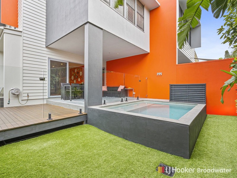 2/29 Cawthray Street, Biggera Waters QLD 4216