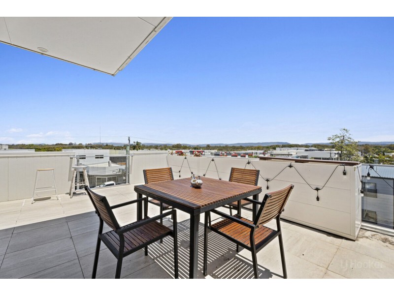 1/77 Minnie Street, Southport QLD 4215