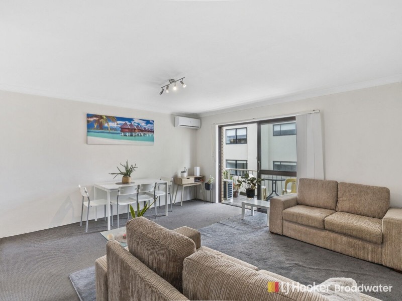 8/39 Lenneberg Street, Southport QLD 4215