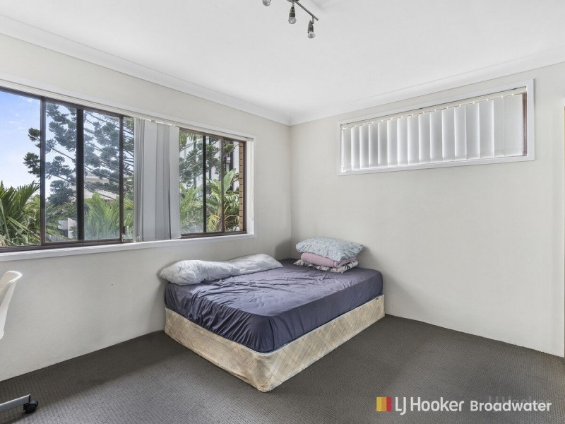 8/39 Lenneberg Street, Southport QLD 4215