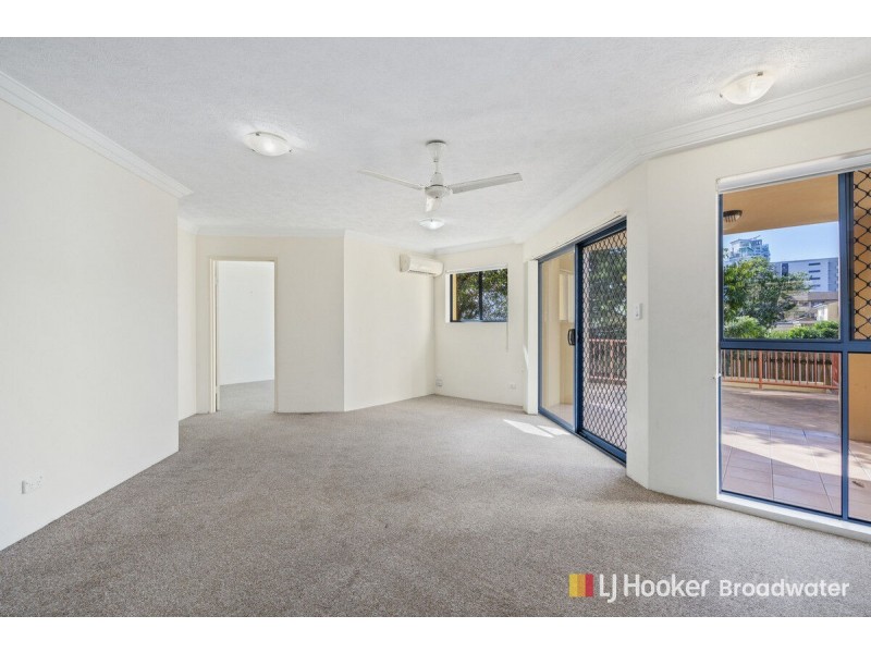 7/89 Frank Street, Labrador QLD 4215