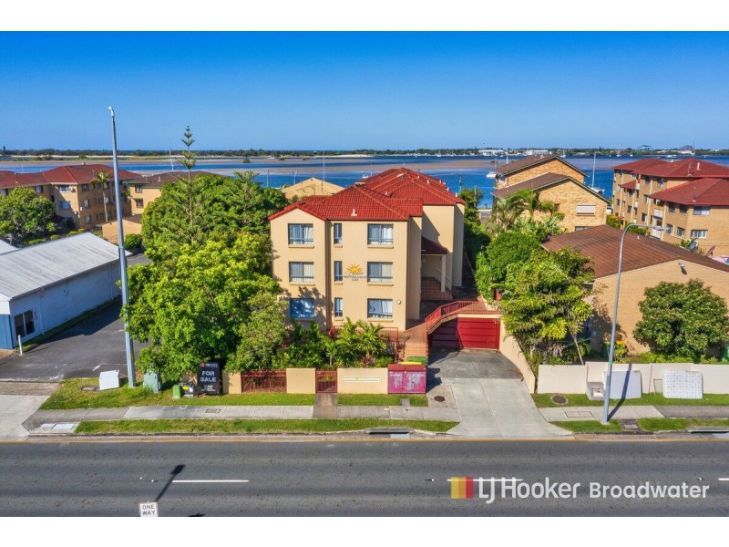 7/89 Frank Street, Labrador QLD 4215