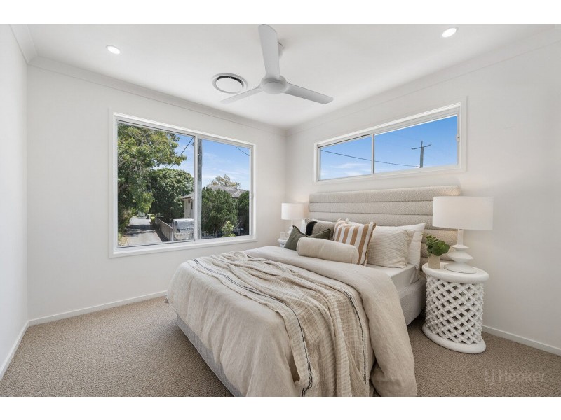 4 Teresa Lane, Labrador QLD 4215