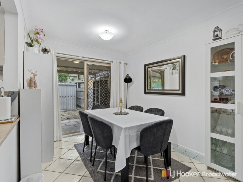 32/21 Usher Avenue, Labrador QLD 4215