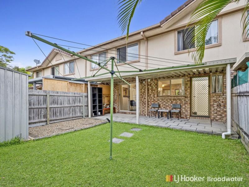 32/21 Usher Avenue, Labrador QLD 4215