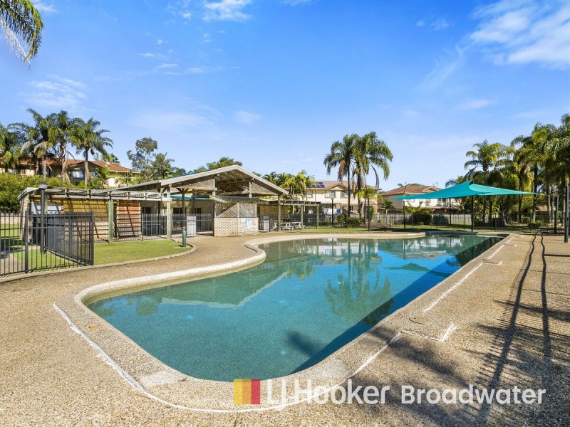 32/21 Usher Avenue, Labrador QLD 4215