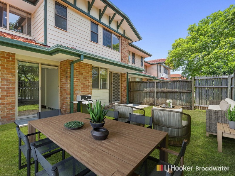 3/75 Brown Street, Labrador QLD 4215