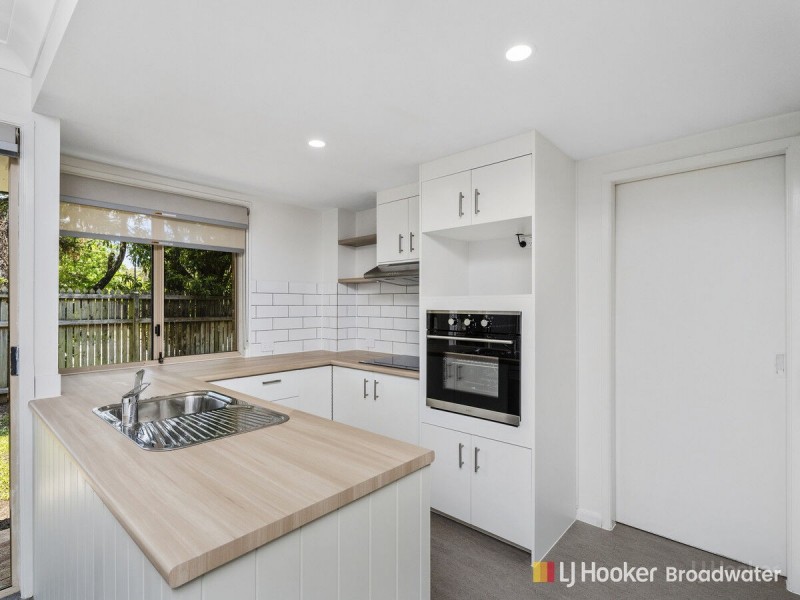 3/75 Brown Street, Labrador QLD 4215