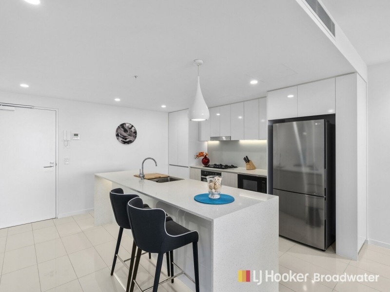 404/388 Marine Parade, Labrador QLD 4215