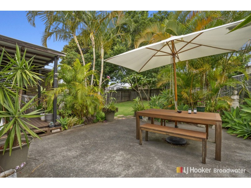 92 Robert Street, Labrador QLD 4215