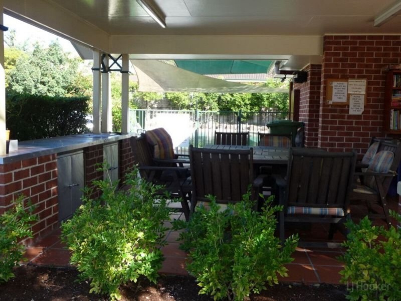 12/400 Pine Ridge Road, Coombabah QLD 4216