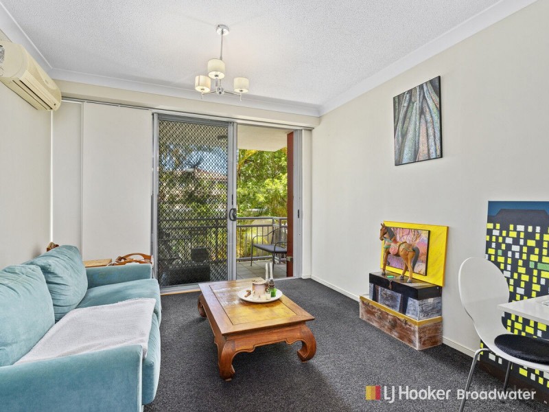 13/13-23 Bright Avenue, Labrador QLD 4215