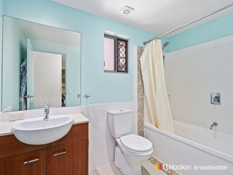 13/13-23 Bright Avenue, Labrador QLD 4215