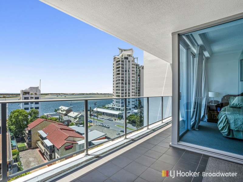 706/20 Labrador Street, Labrador QLD 4215